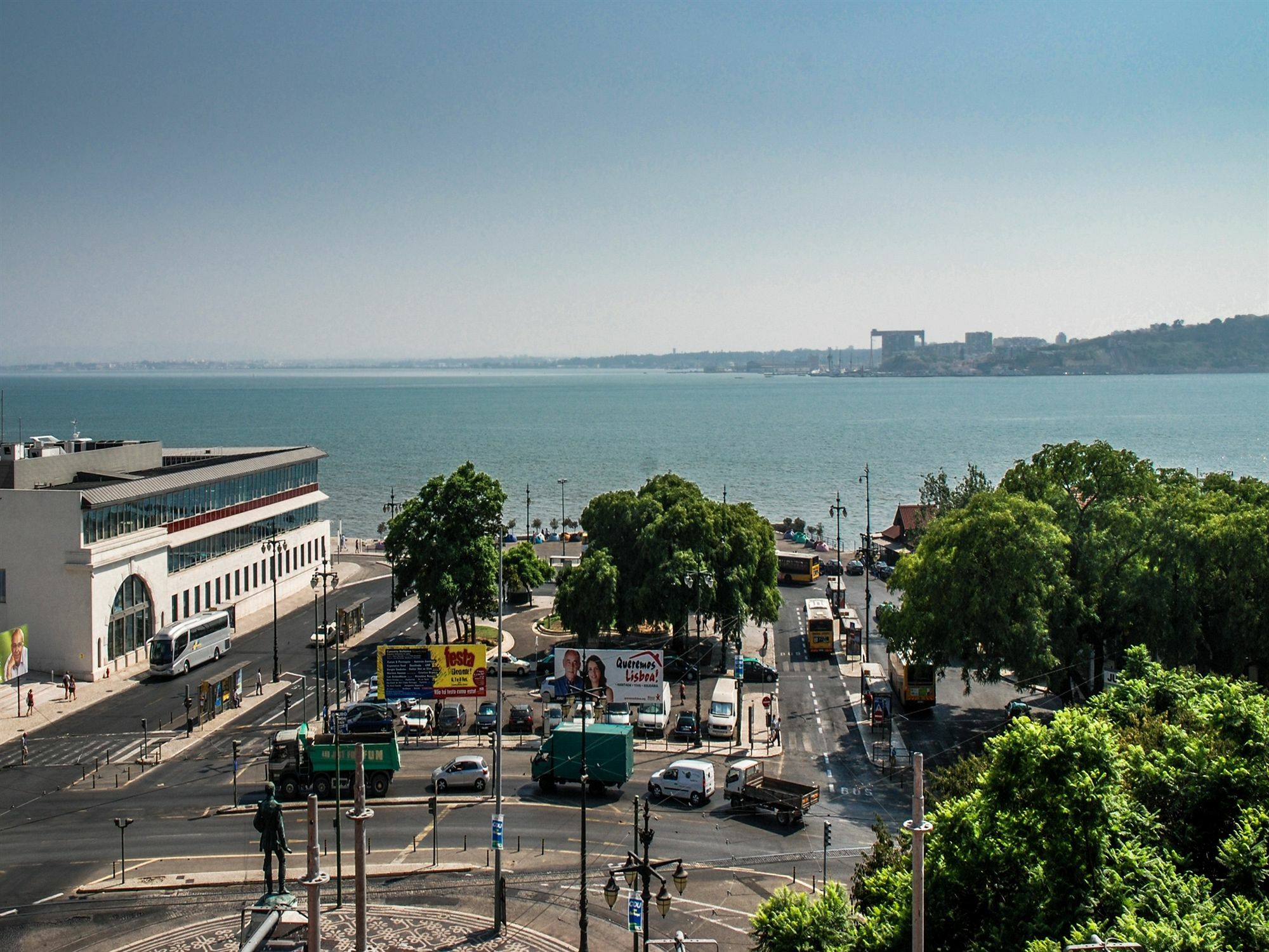 City Stays Cais Do Sodre Apartments (Adults Only) Лісабон Екстер'єр фото